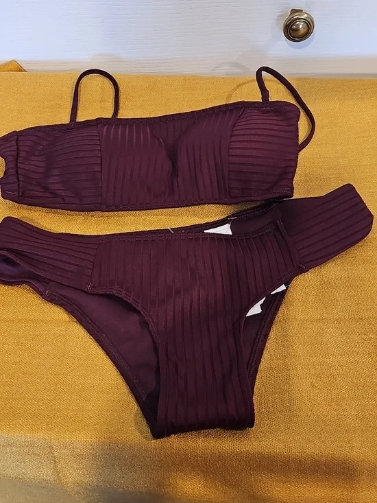 Abercrombie & Fitch Sz XXS Ribbed Oxblood Ribbed Bikini NWT - Picture 6 of 8